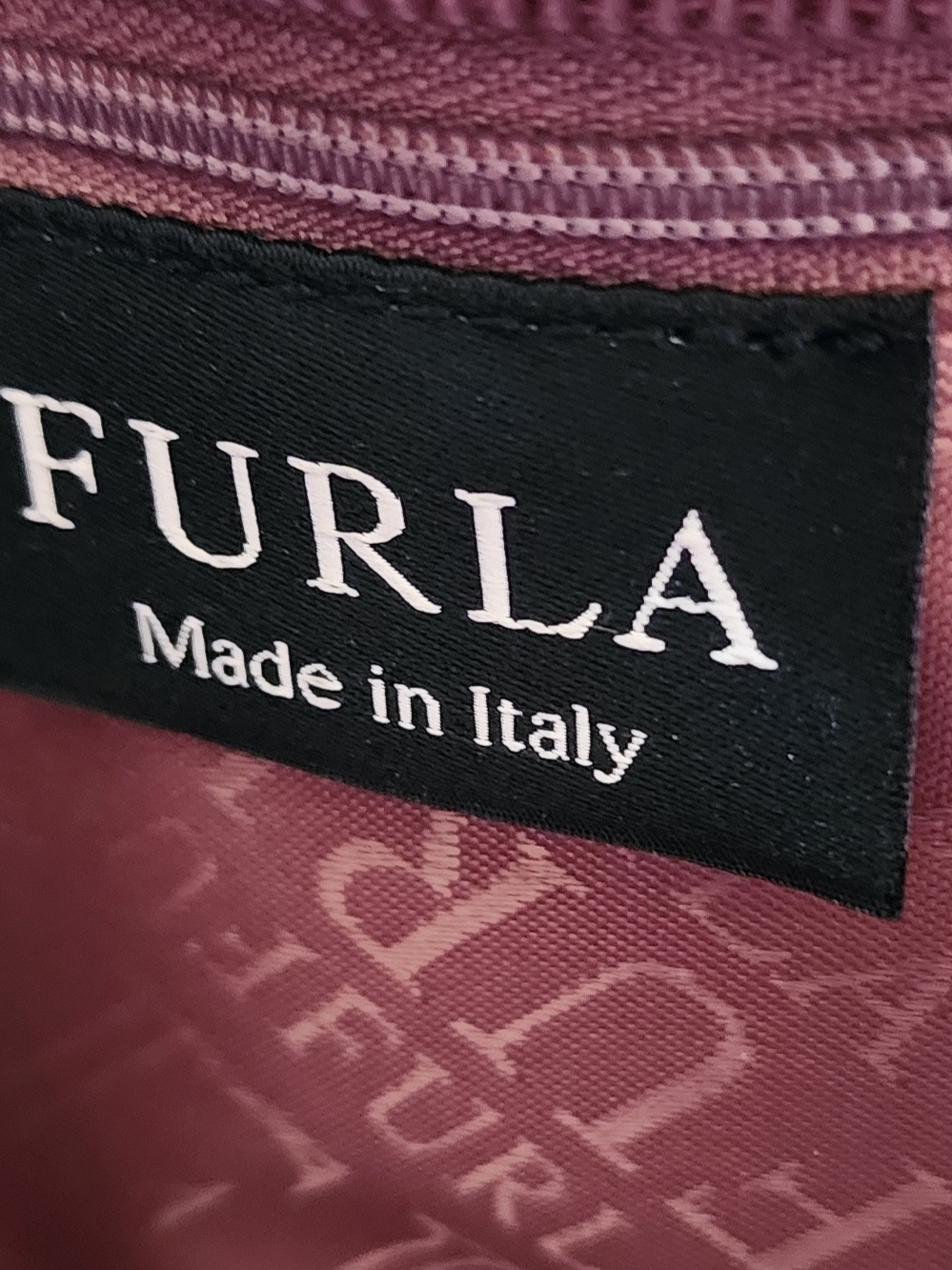 Furla Sfera Mauve Soft Shoulder Bag. - Picture 2 of 13